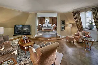 Mandarin Oriental, Munich Hotel