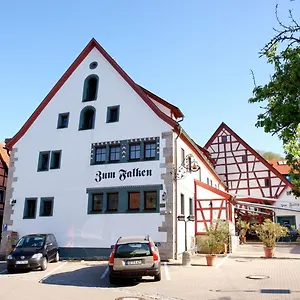 酒店 祖姆法尔肯兰德豪斯酒店, Tauberzell